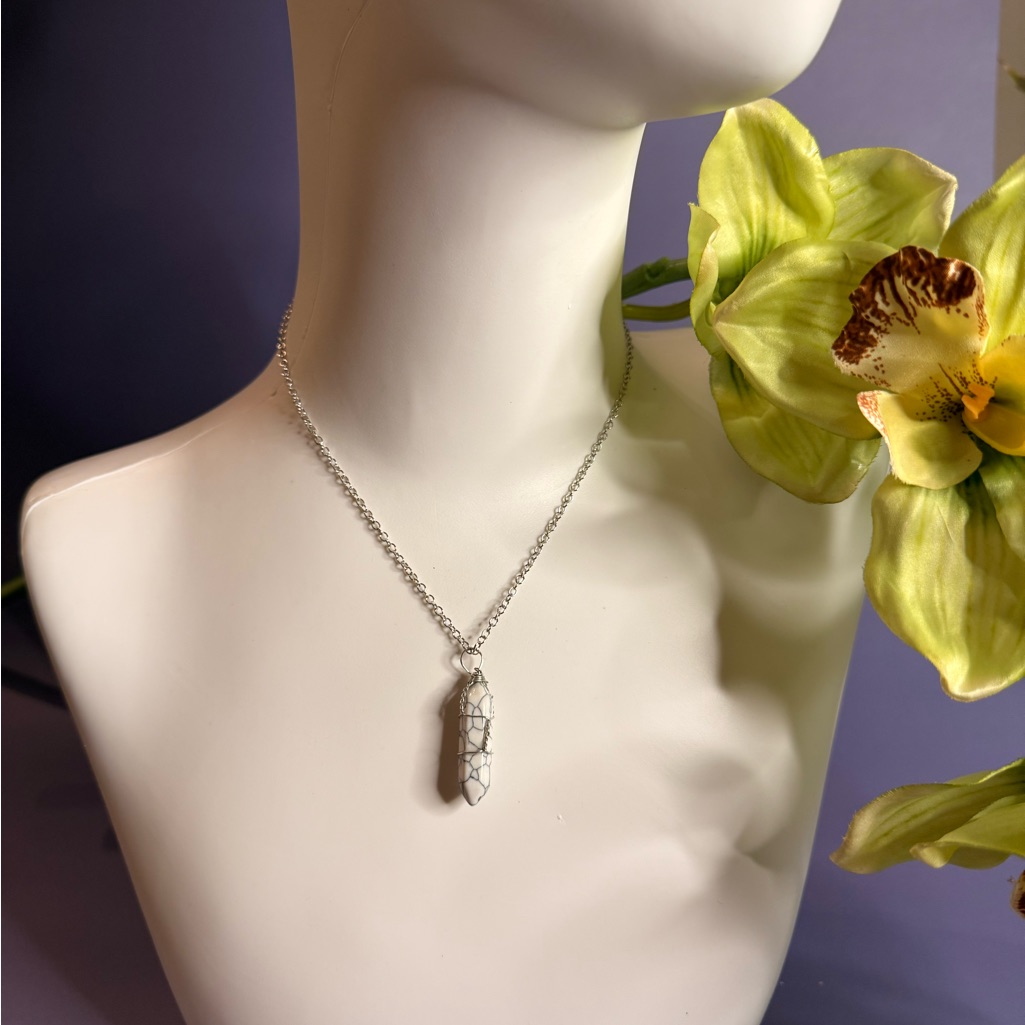 Silver-Tone Chain With Howlite Pendant